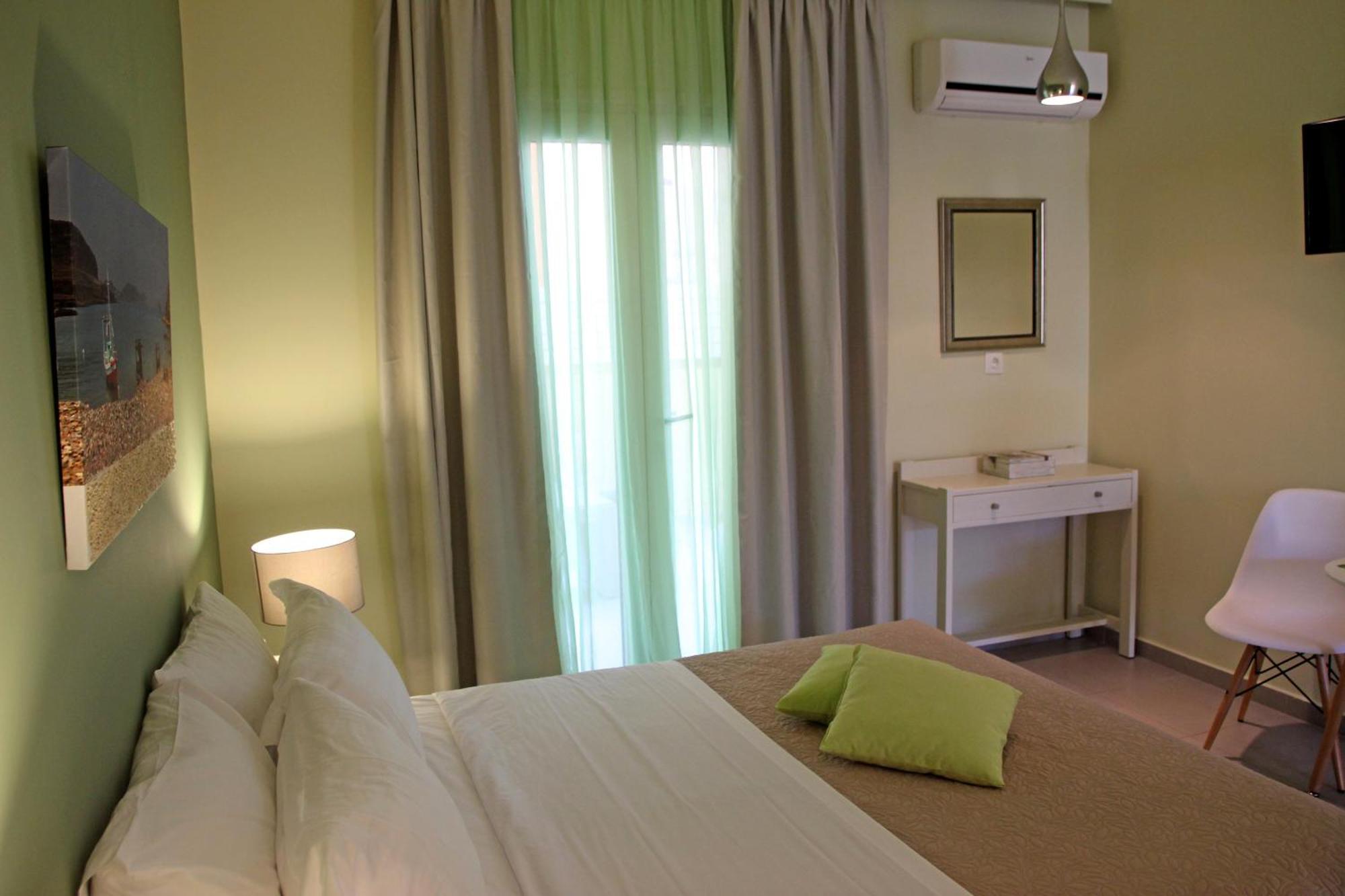 Effi Apartments Platanias  Ruang foto