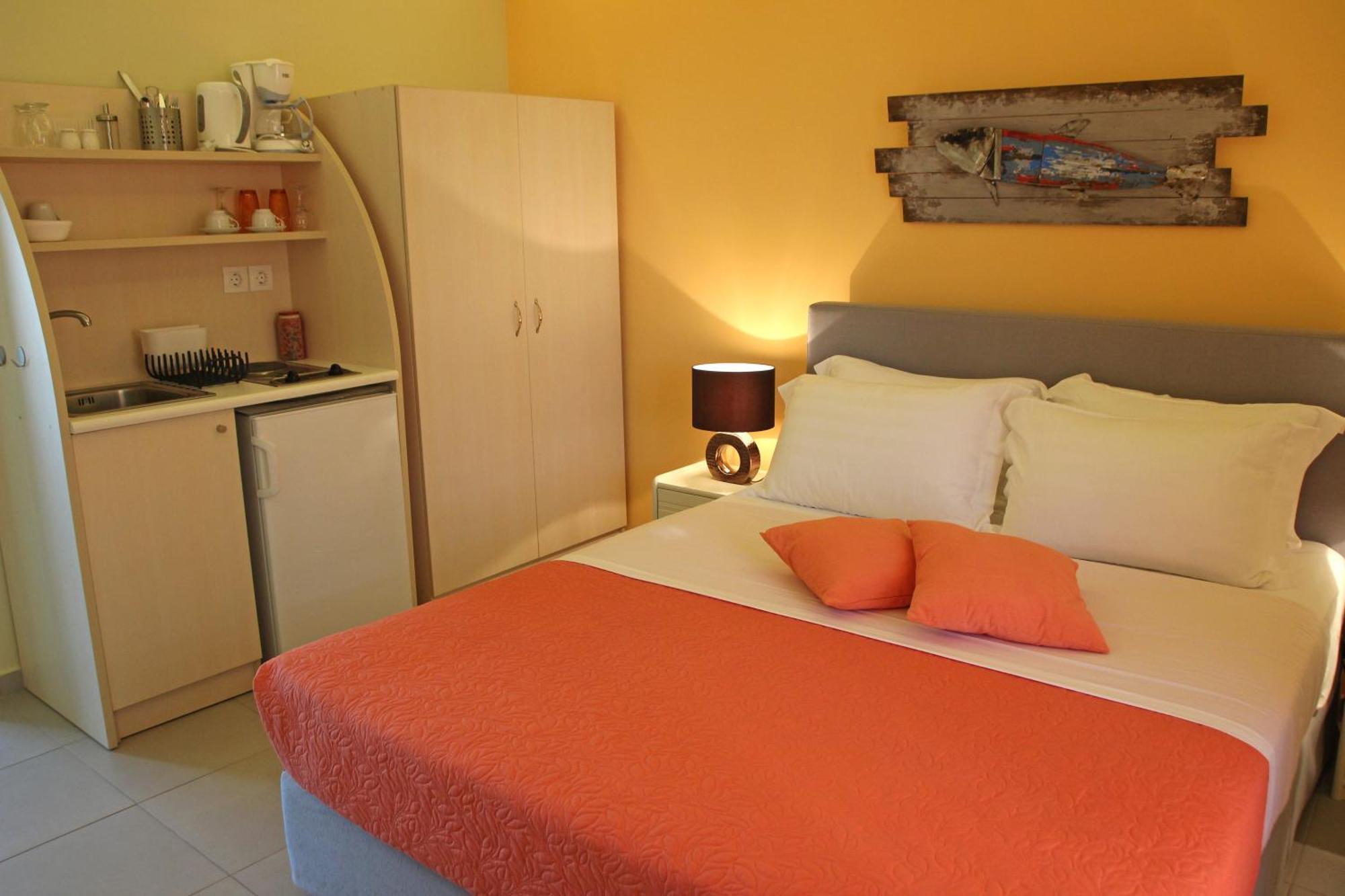 Effi Apartments Platanias  Ruang foto
