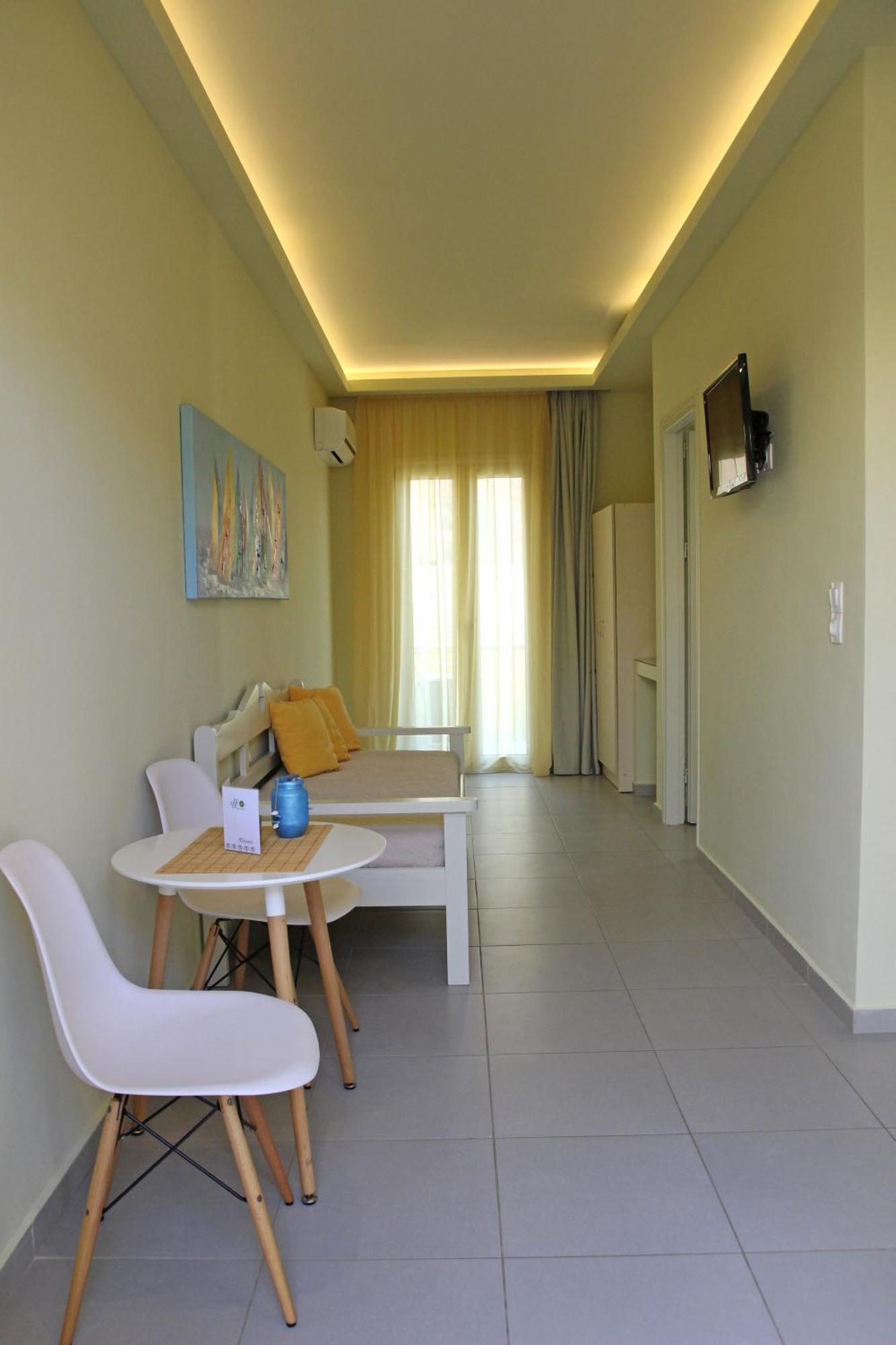 Effi Apartments Platanias  Ruang foto