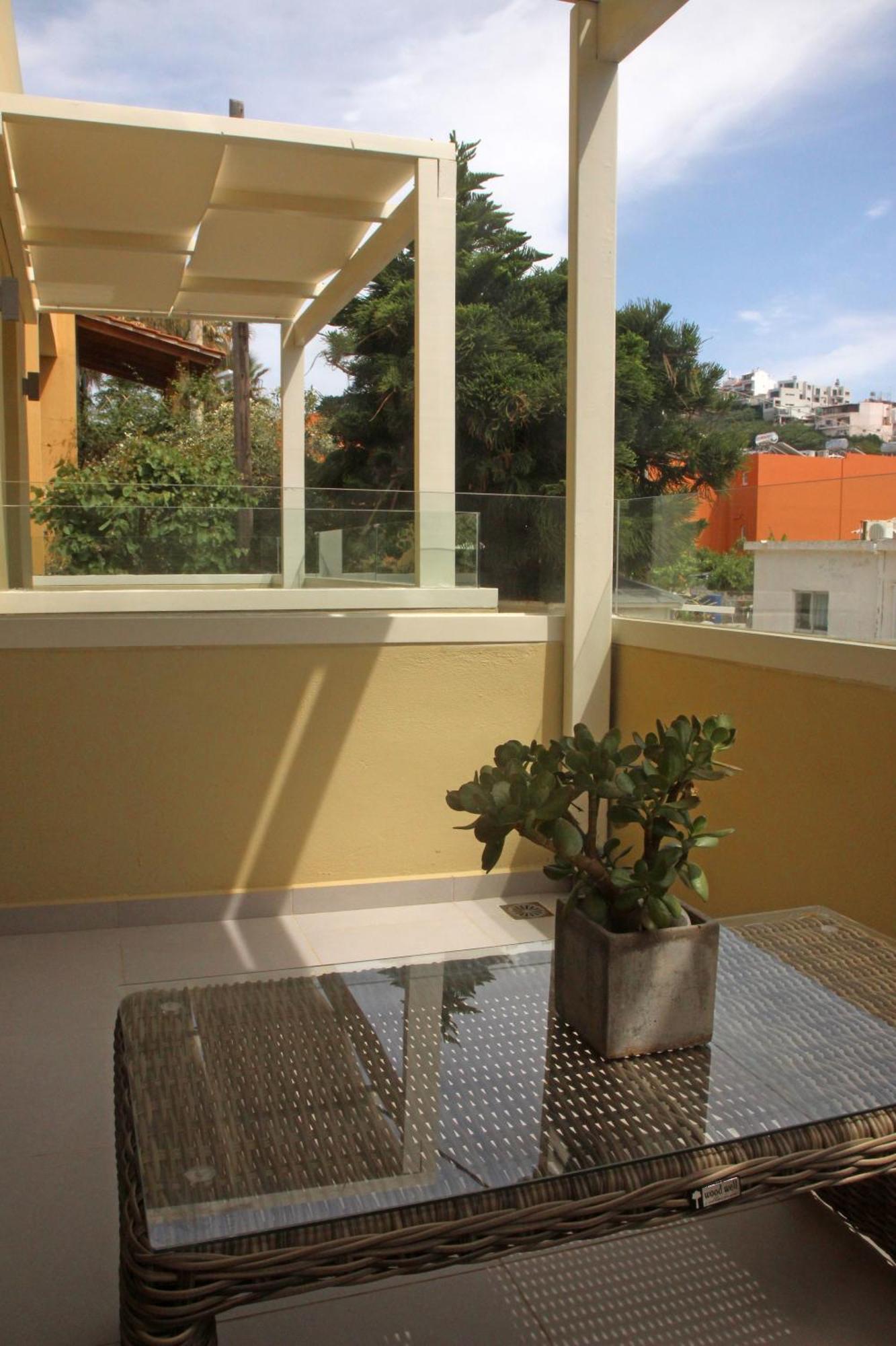 Effi Apartments Platanias  Bagian luar foto