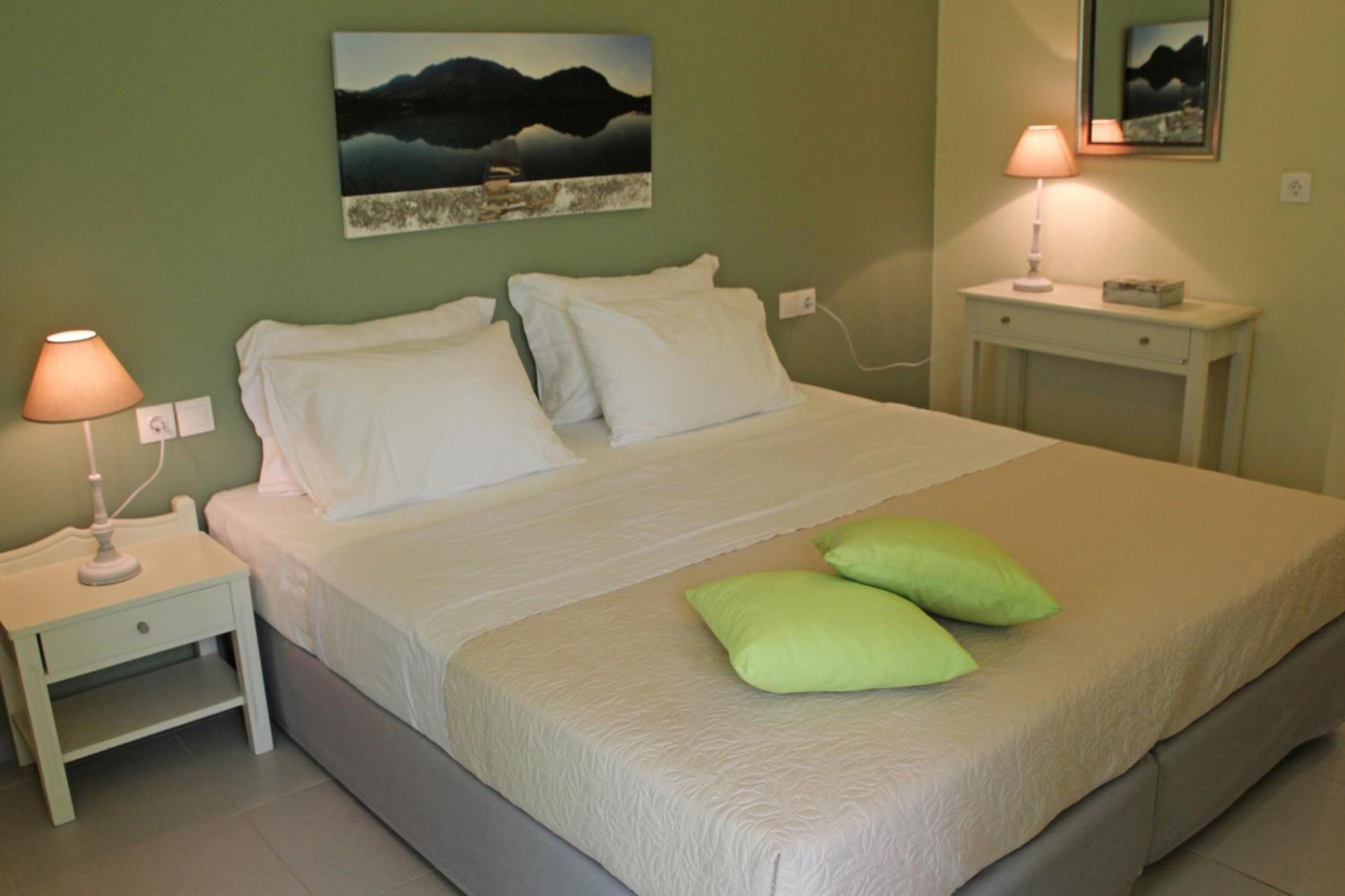 Effi Apartments Platanias  Ruang foto