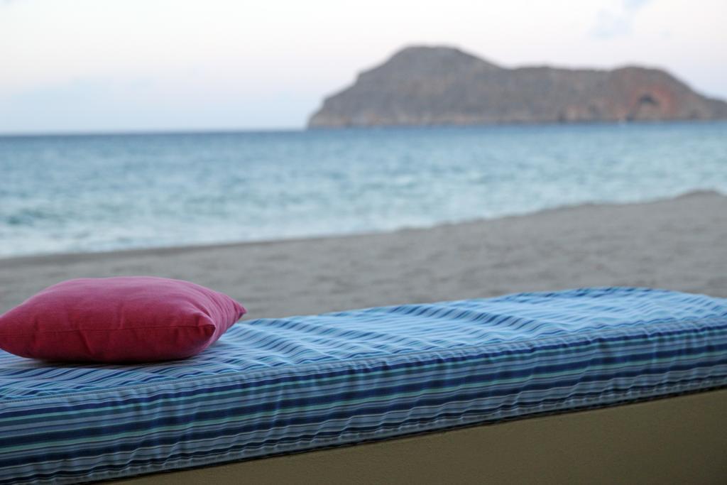 Effi Apartments Platanias  Bagian luar foto