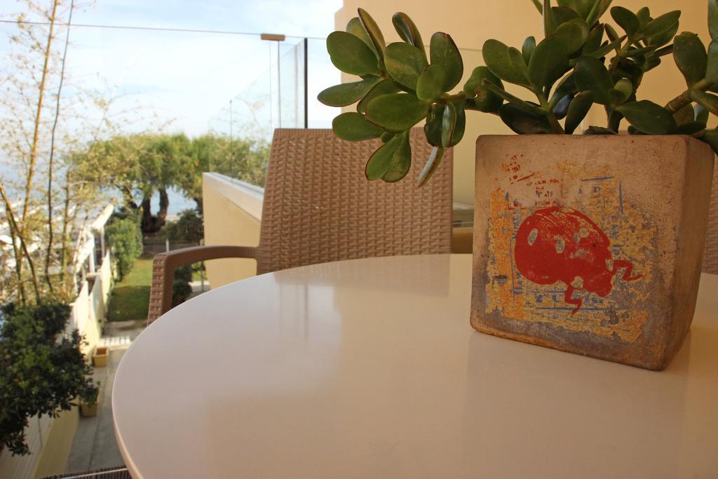 Effi Apartments Platanias  Bagian luar foto