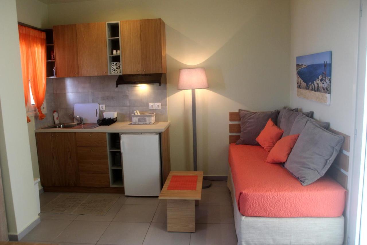Effi Apartments Platanias  Ruang foto